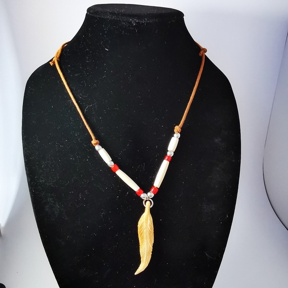 Vintage Indigenous Style Leather and Bone Feather Necklace - Picture 14 of 17